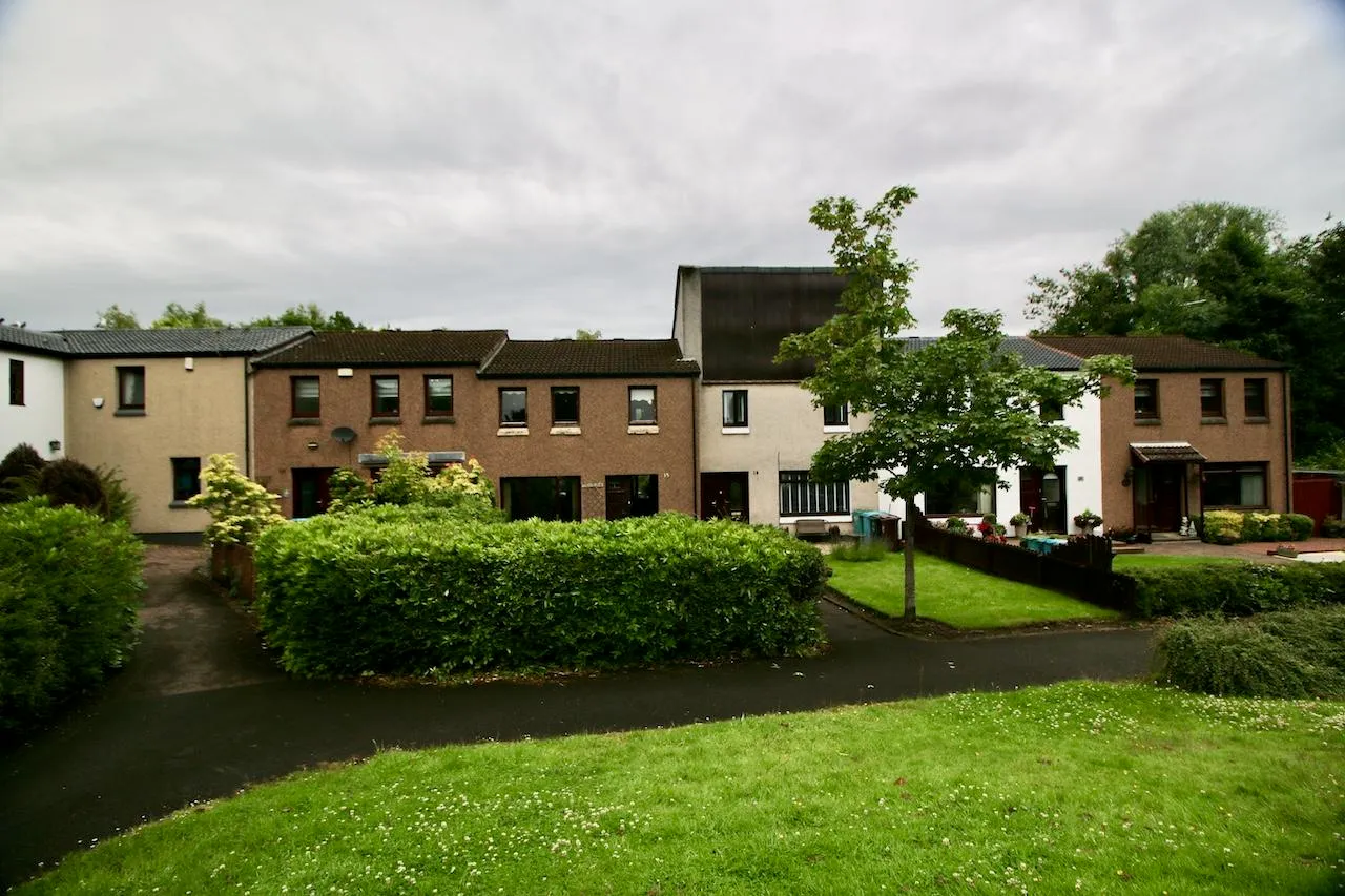 3 bed house for sale — Netherwood Court, Westfield, G68 9LN