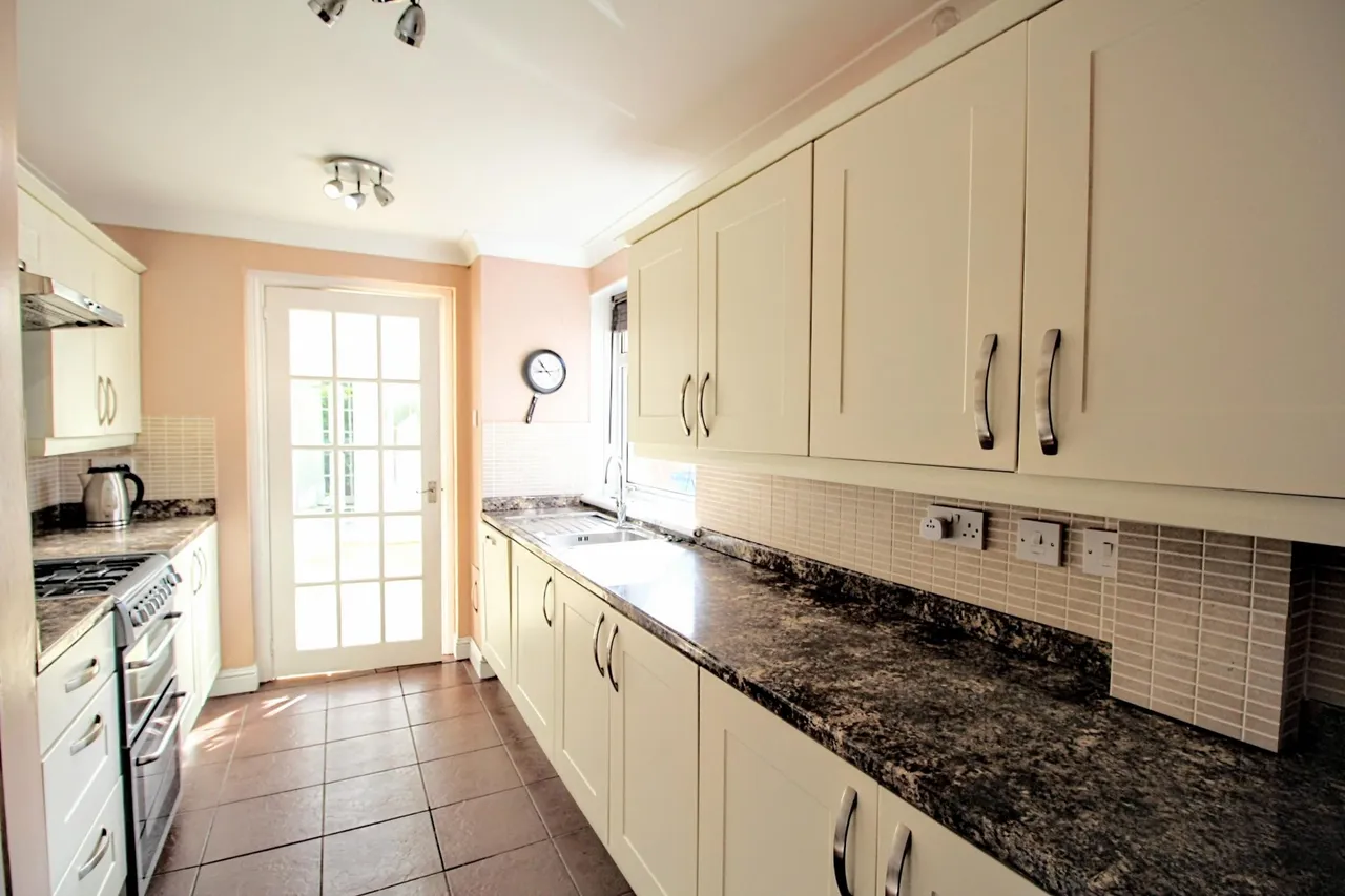 Lawers Place, Irvine, KA11, photo 8