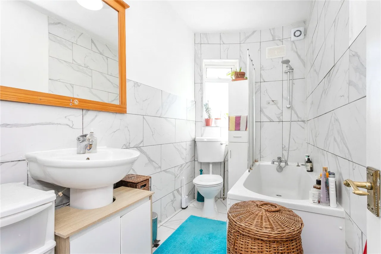 3 bed flat for sale — Millfields Road, London, E5