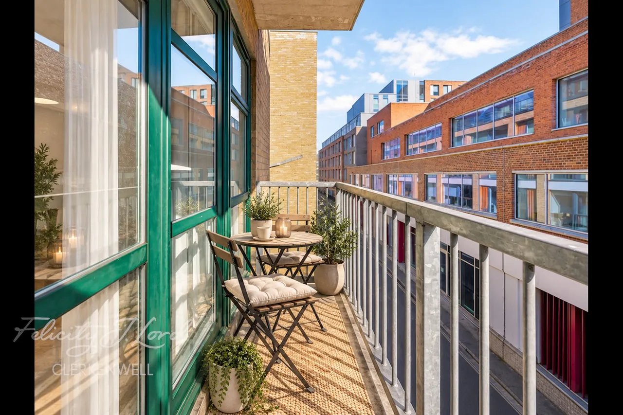 Goswell Road, London, EC1V, photo 5
