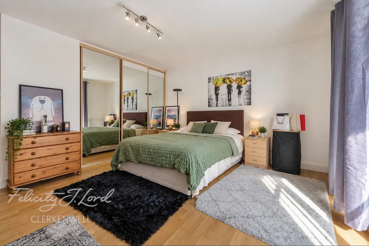 Goswell Road, London, EC1V, photo 7