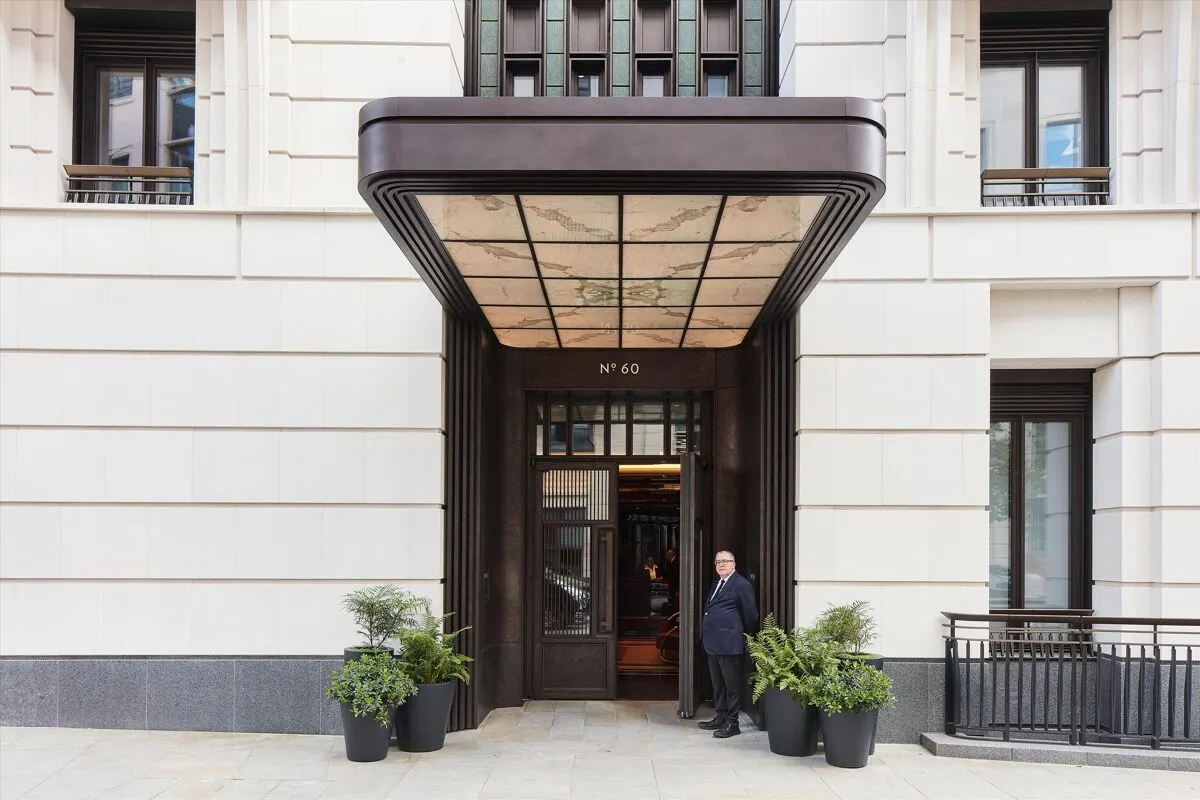 Curzon, Mayfair, W1J, photo 11