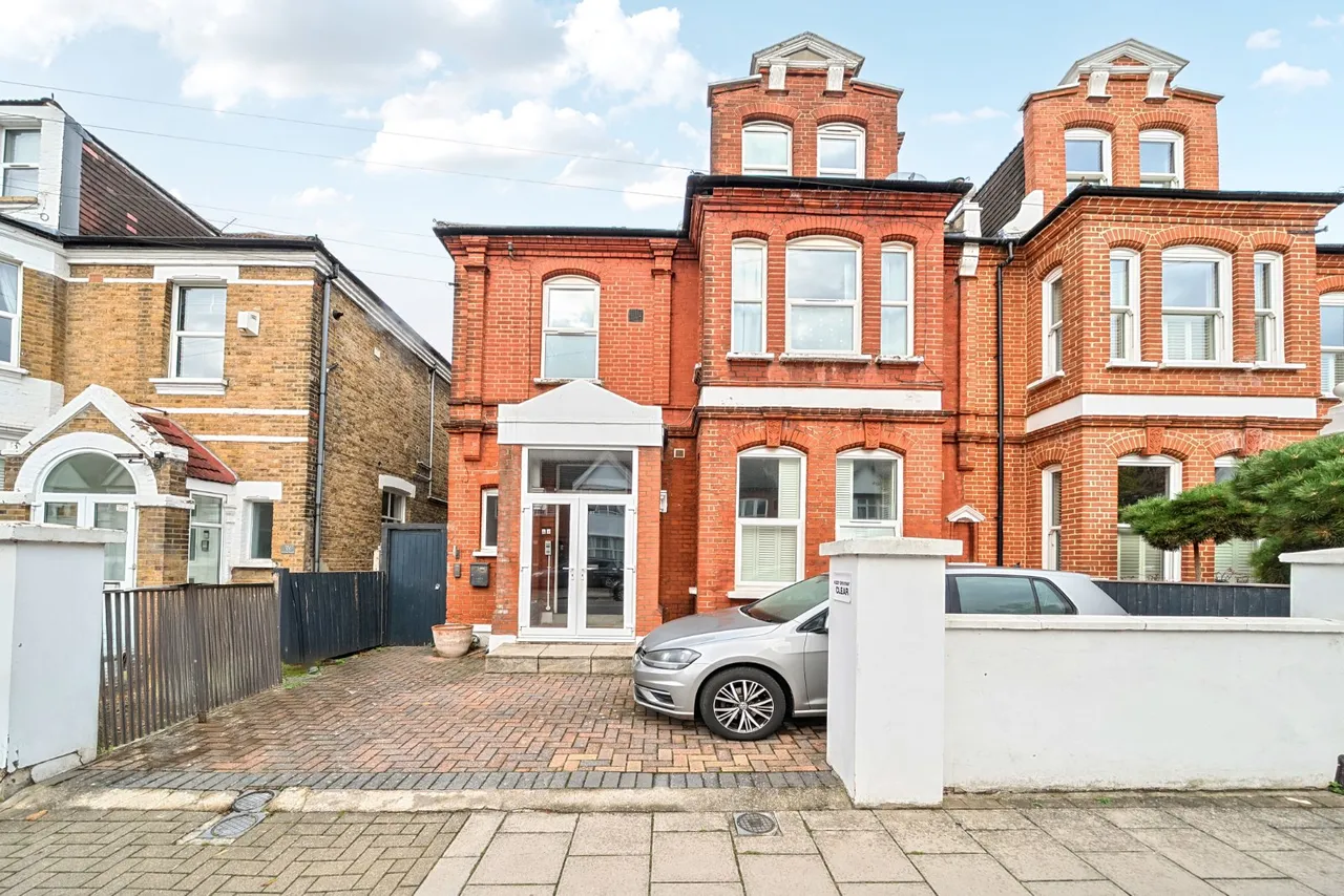 Barrow Road, Streatham, London, SW16, photo 2