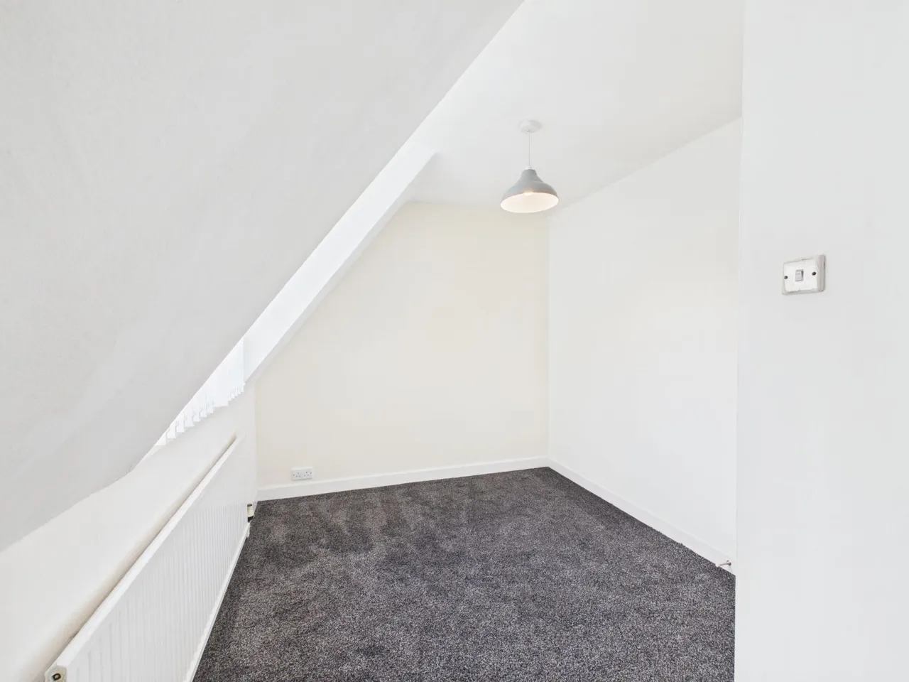 Moorfield Avenue, Denton, M34, photo 19