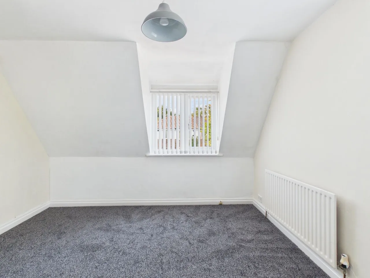 Moorfield Avenue, Denton, M34, photo 18