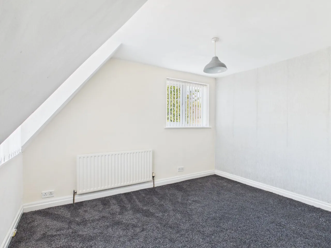 Moorfield Avenue, Denton, M34, photo 16