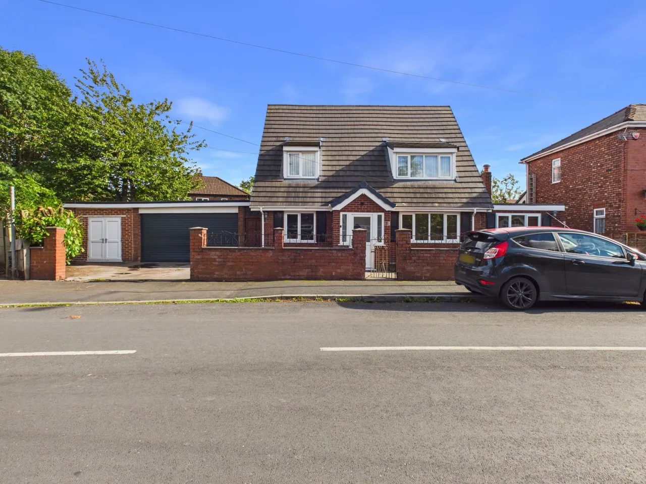 4 bed house to rent, Moorfield Avenue, Denton, M34