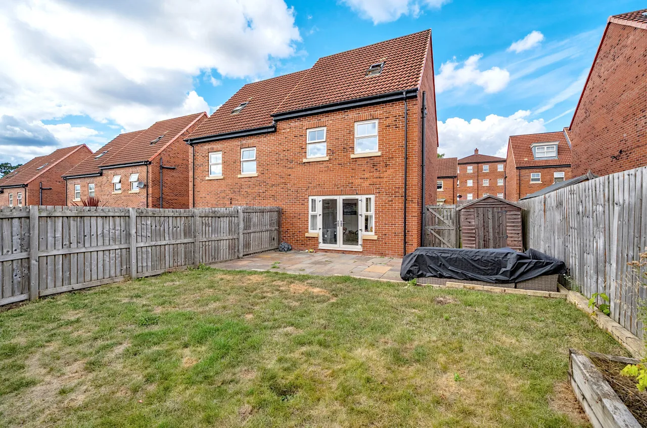 Asket Fold, Seacroft, LS14, photo 21