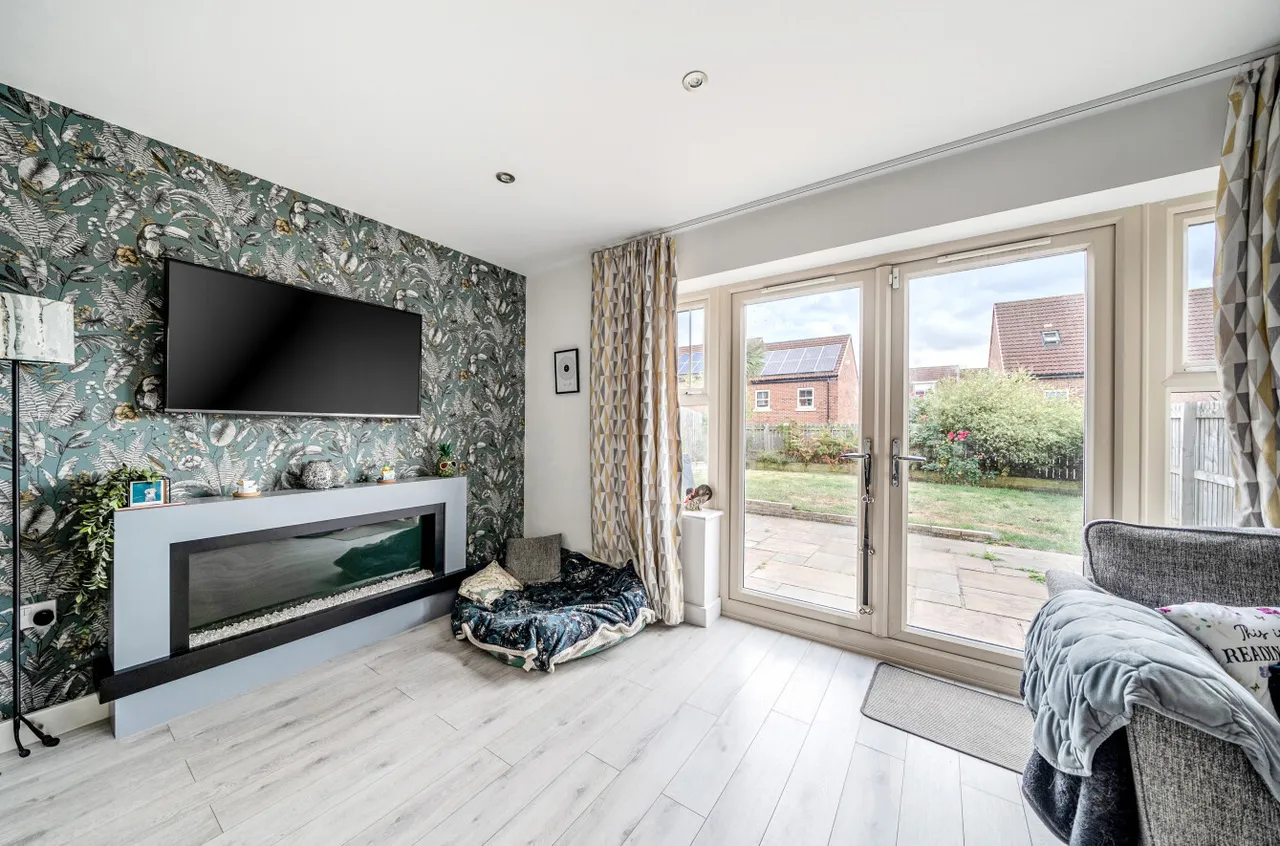 Asket Fold, Seacroft, LS14, photo 3