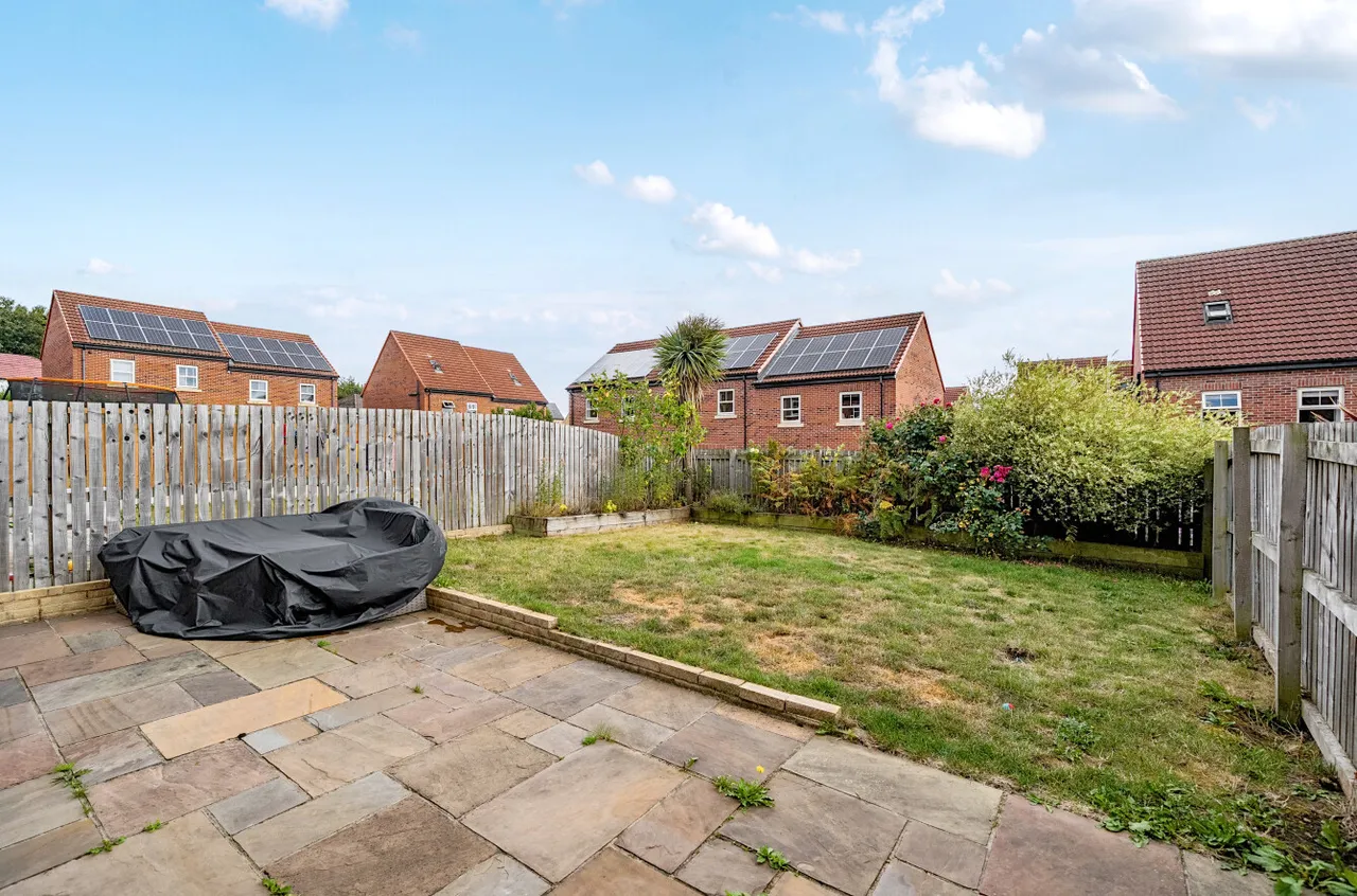 Asket Fold, Seacroft, LS14, photo 23