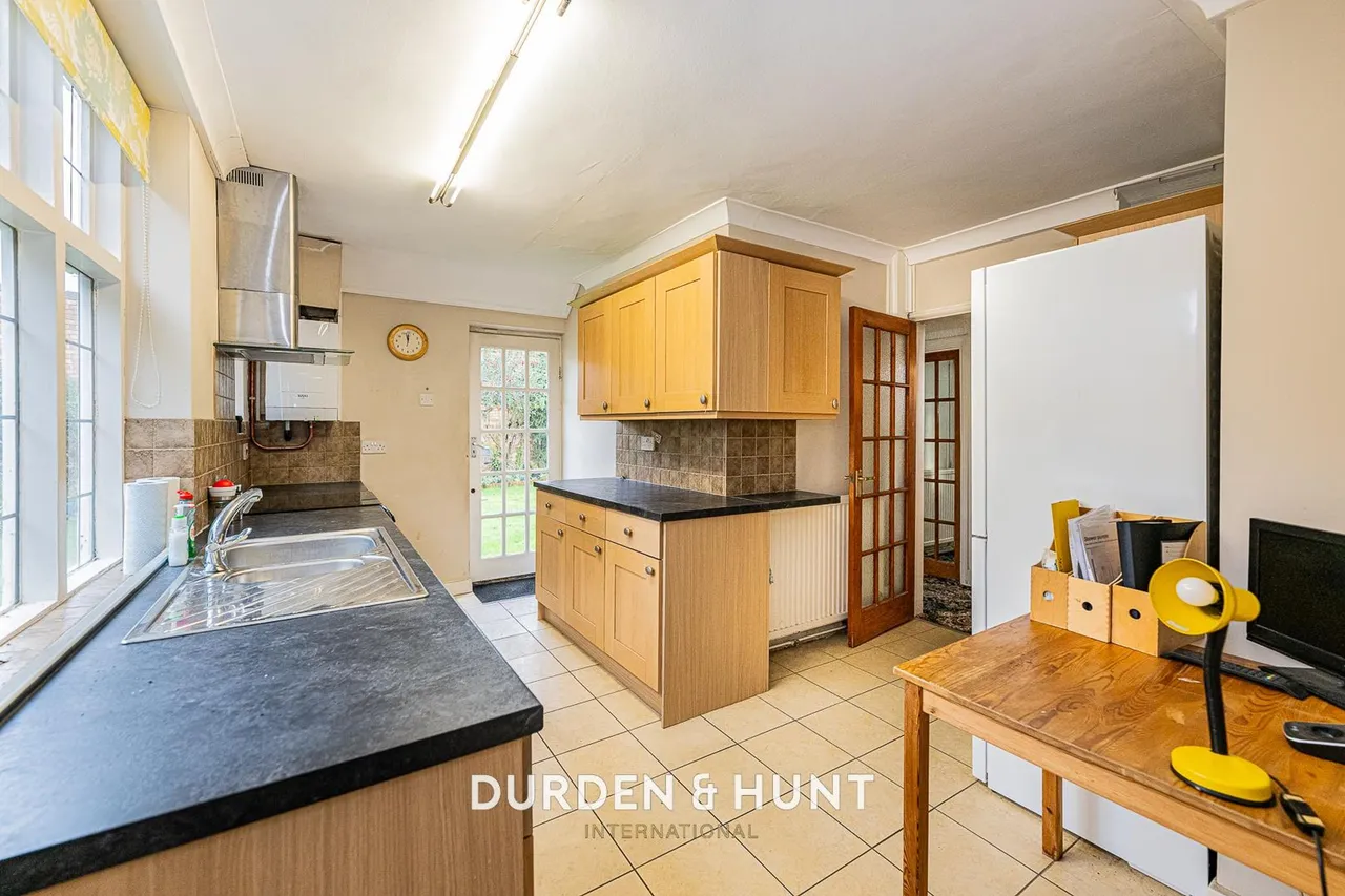 Hornchurch Road, Hornchurch, RM11, photo 11