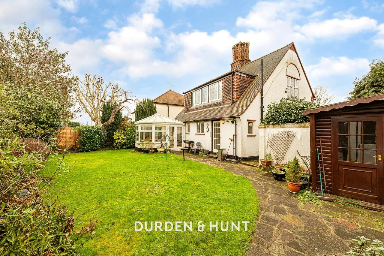 4 bed house for sale, Hornchurch Road, Hornchurch, RM11