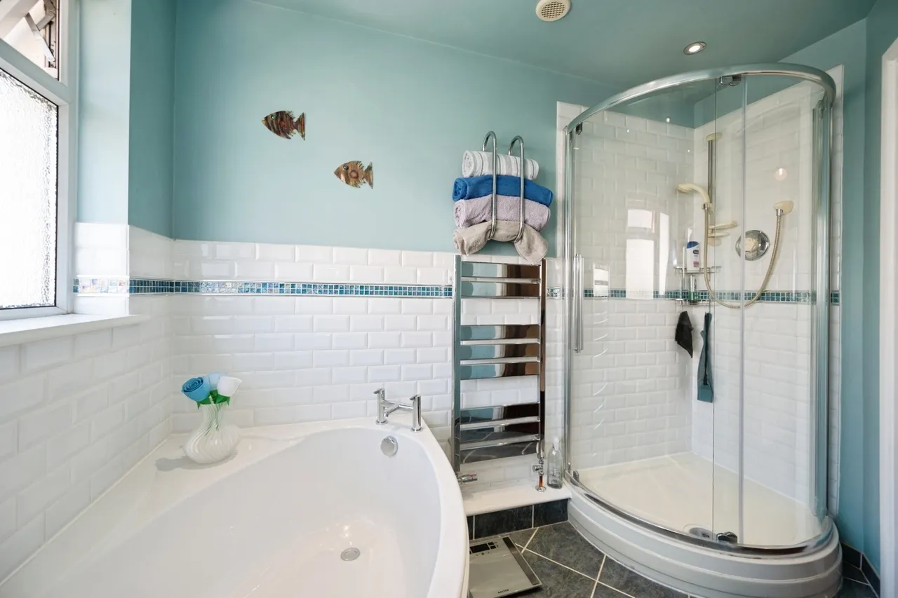 Seaway Crescent, Southsea, PO4, photo 12