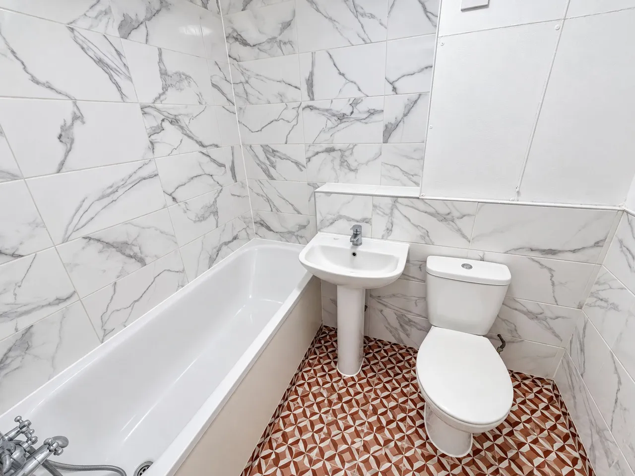 Pelly Road, London, E13, photo 12