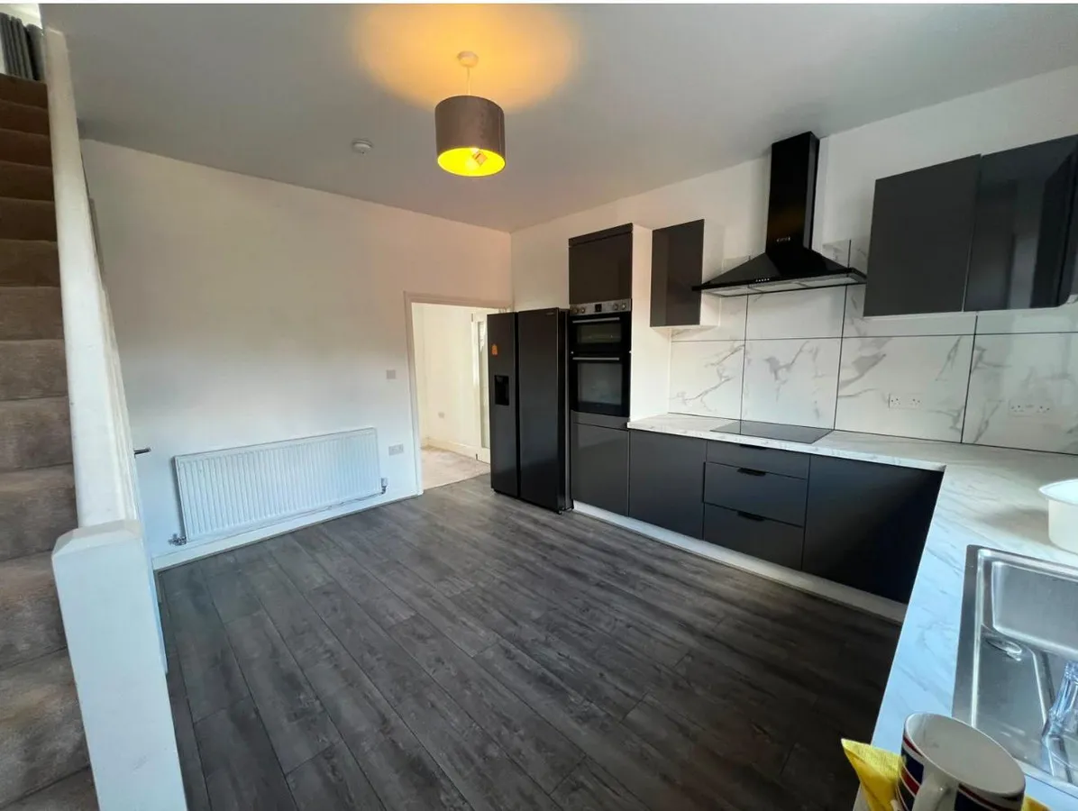 3 bed house to rent — Rochdale, OL12 6QB