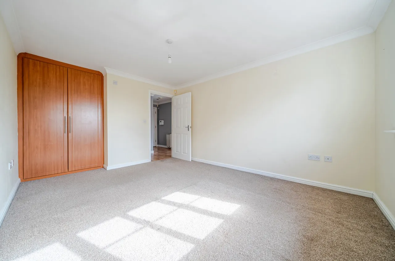 Aragorn Court, Guildford, GU2, photo 6
