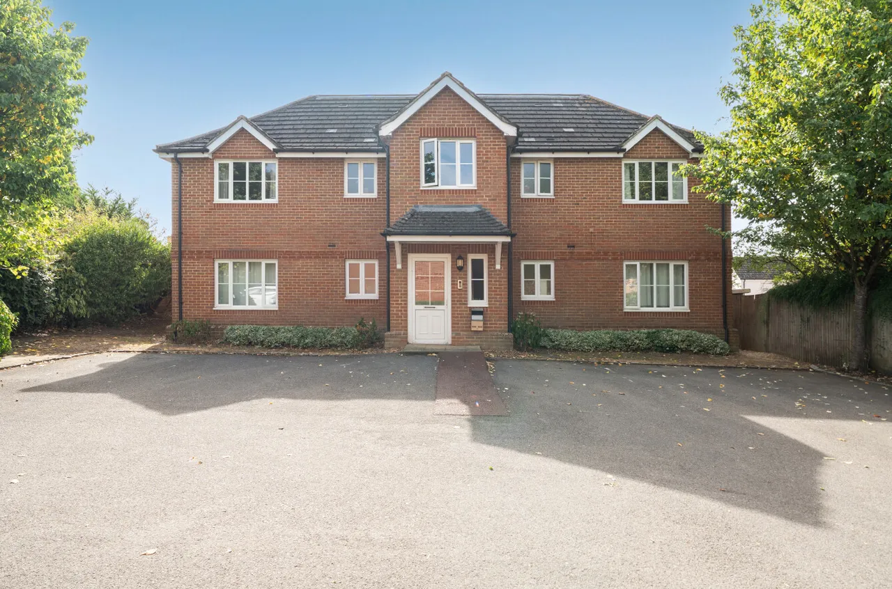 Aragorn Court, Guildford, GU2, photo 14