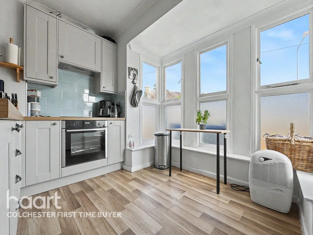 1 bed flat for sale, Military Road, Colchester, CO1