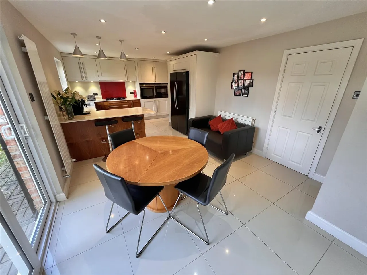 Birchwood Drive, Wilmslow, SK9, photo 6