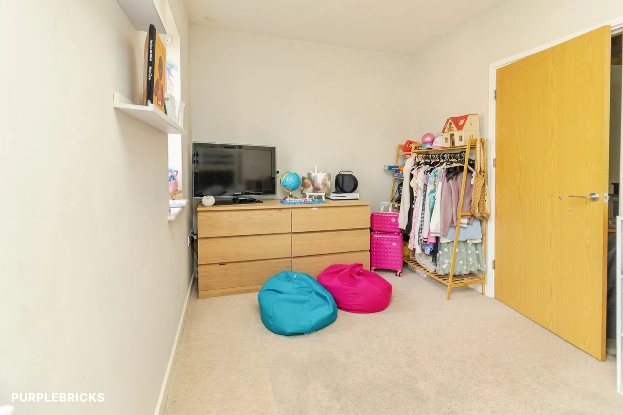 Mccowen Close, Luton, LU1, photo 16