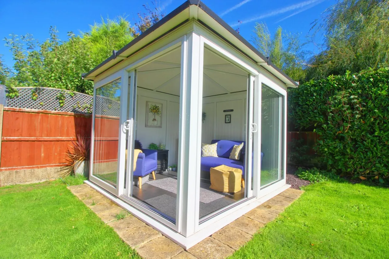 Hilderstone Road, Meir Heath, ST3, photo 14