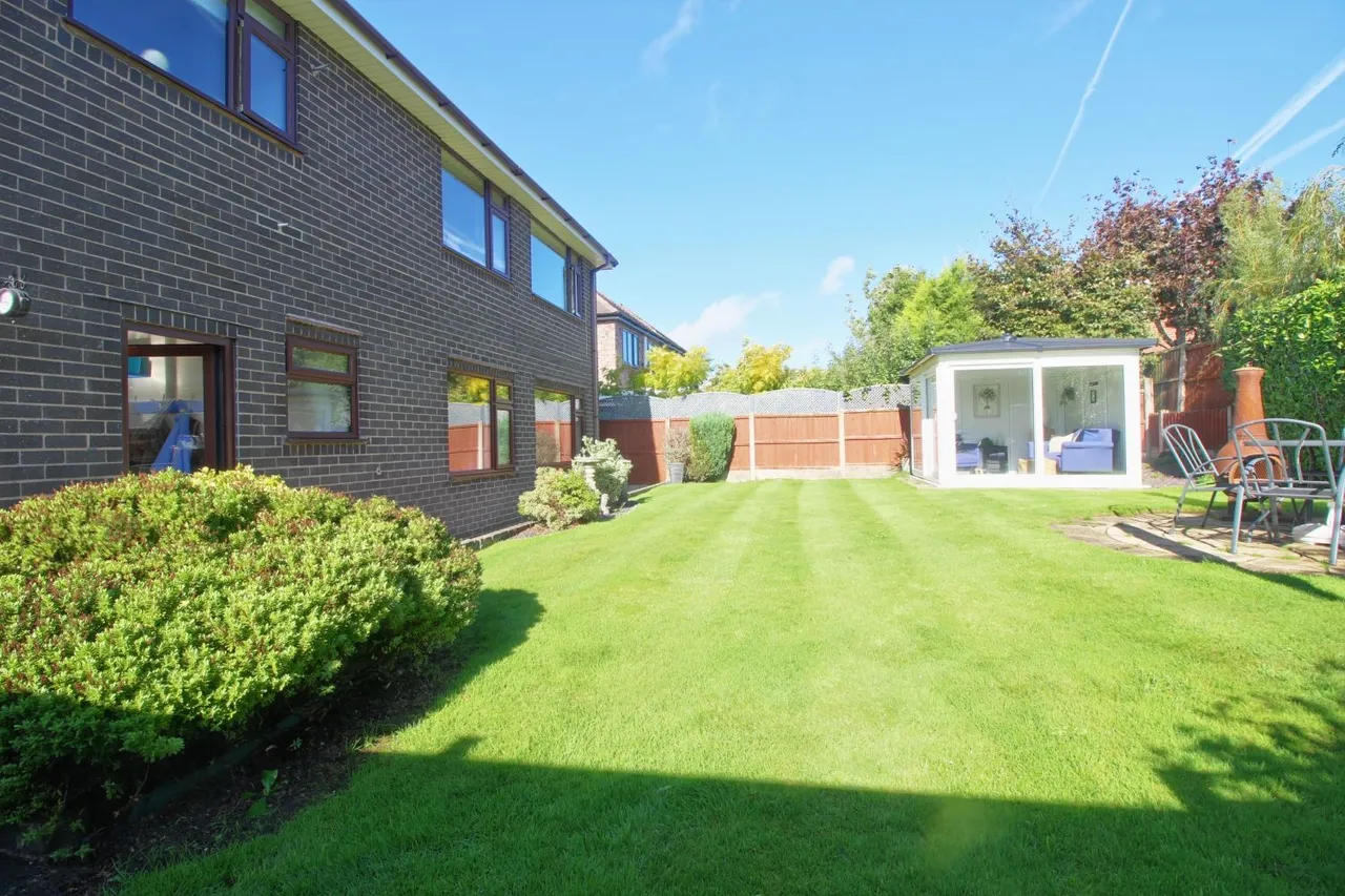 Hilderstone Road, Meir Heath, ST3, photo 13