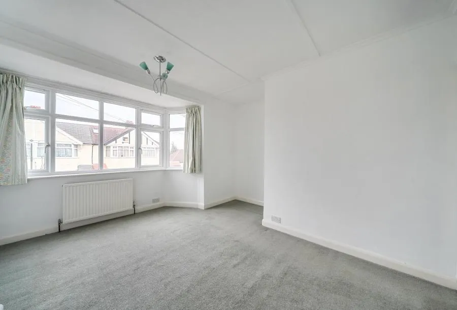 Hilary Avenue, Mitcham, CR4, photo 5