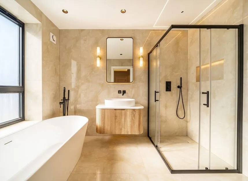 Winston Close, SW20, photo 8