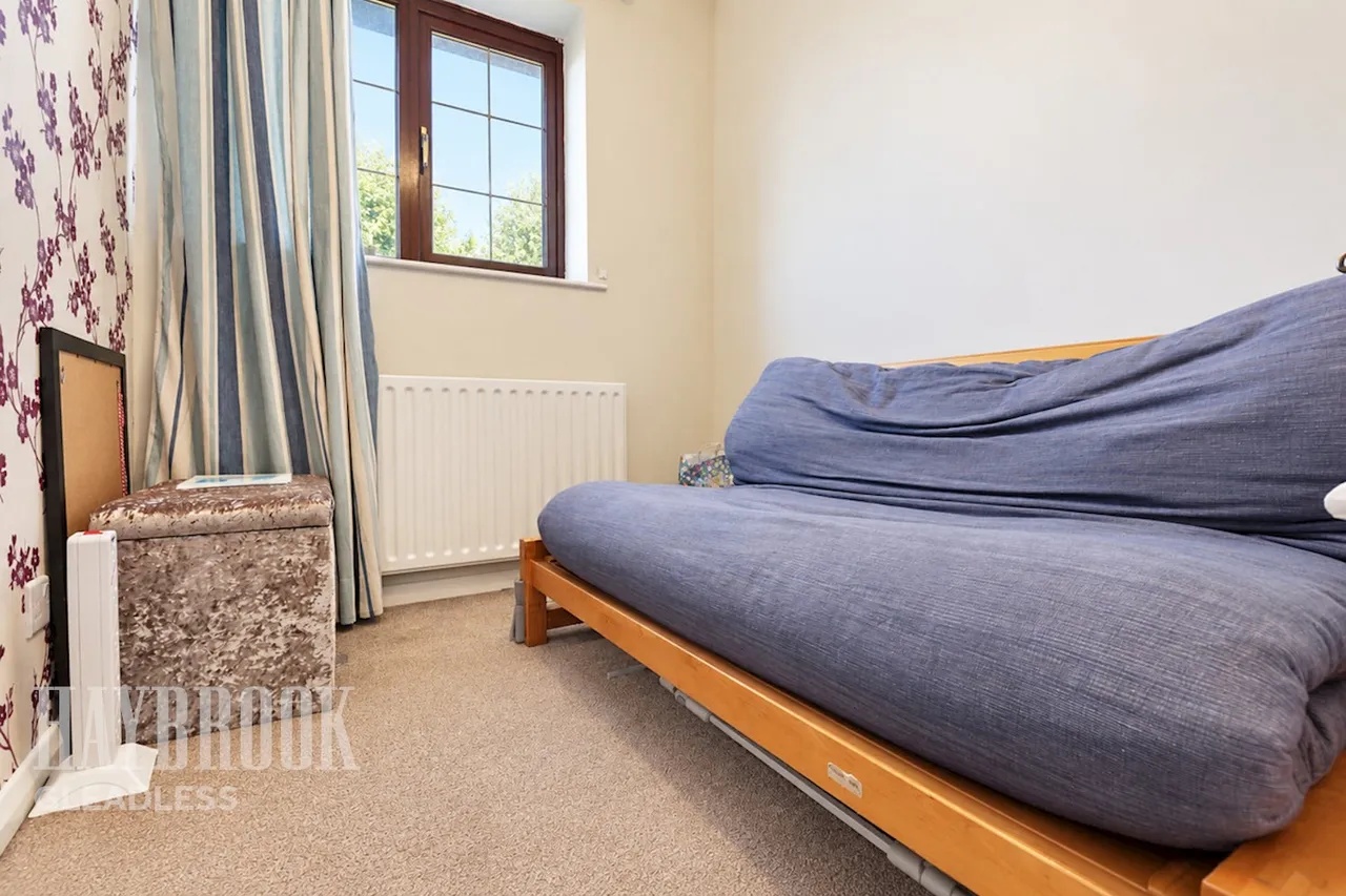 Wadsworth Drive, Sheffield, photo 13