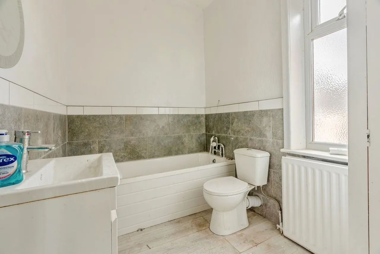 Cambridge Street, Brierfield, BB9, photo 11