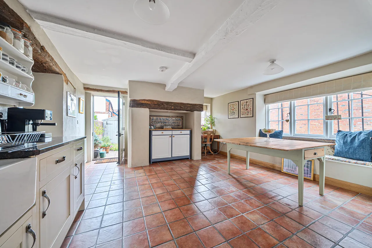 High Street, Market Lavington, SN10, photo 2