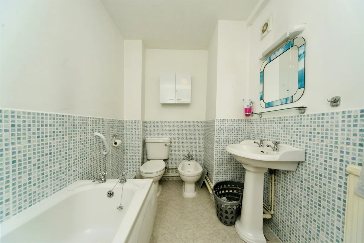 Pinewoods, Bexhill-On-Sea, TN39, photo 16