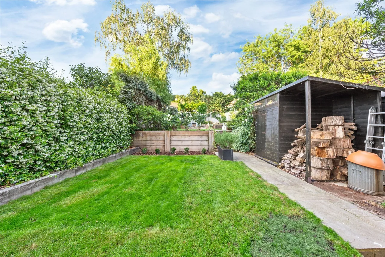 Warren Avenue, Bromley, BR1, photo 29