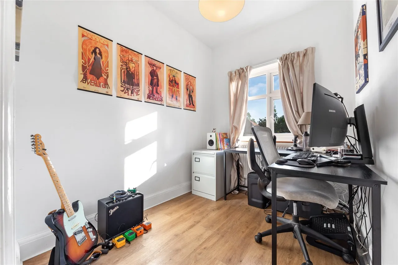 Warren Avenue, Bromley, BR1, photo 25