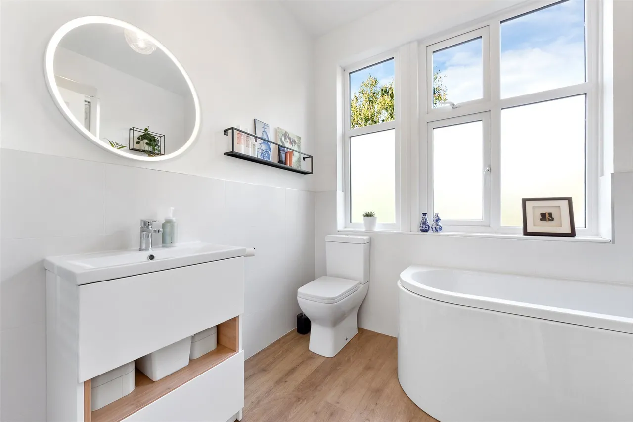 Warren Avenue, Bromley, BR1, photo 6