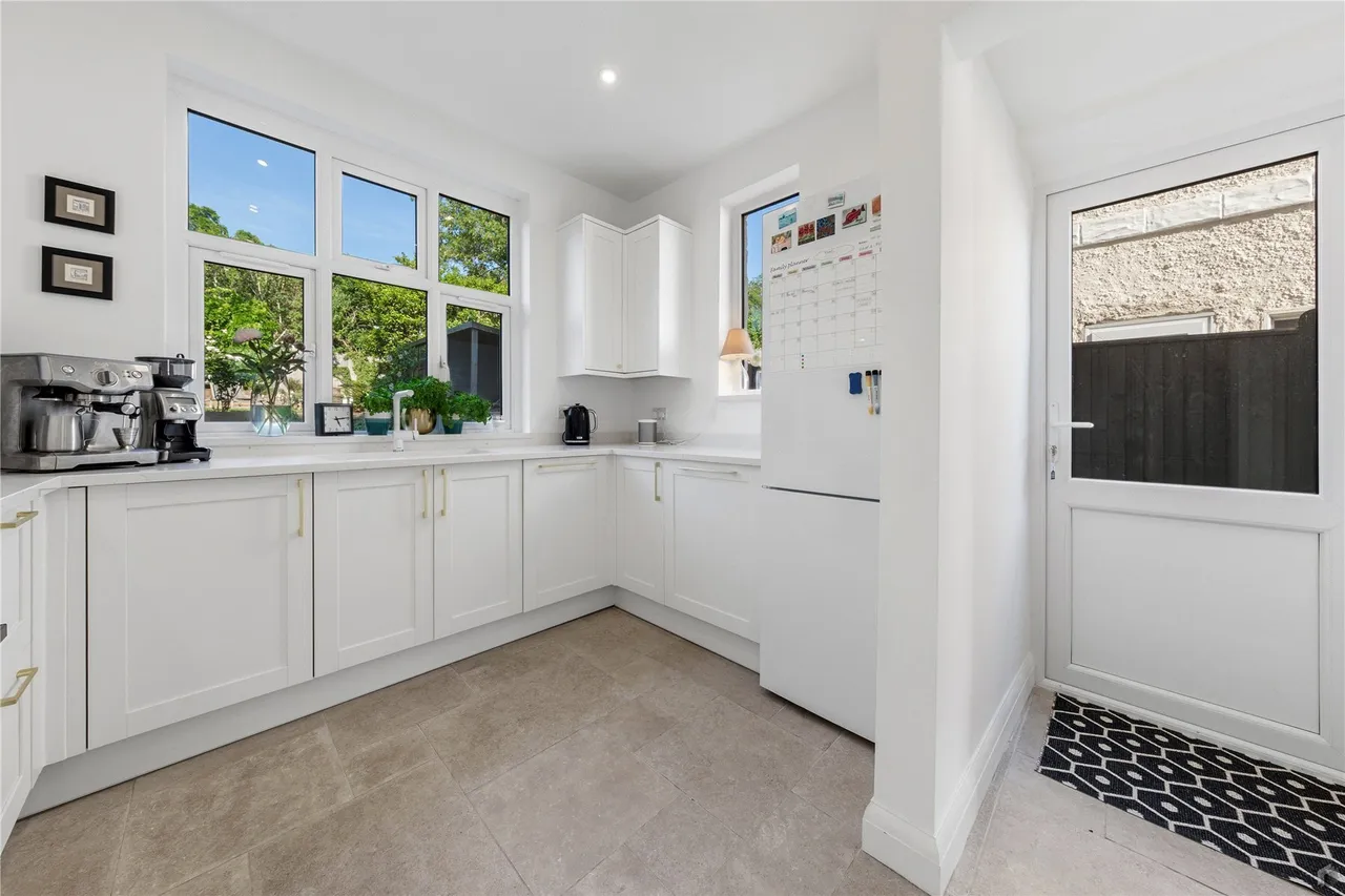 Warren Avenue, Bromley, BR1, photo 14