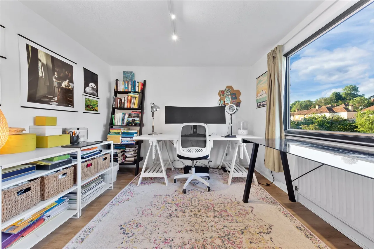 Warren Avenue, Bromley, BR1, photo 8