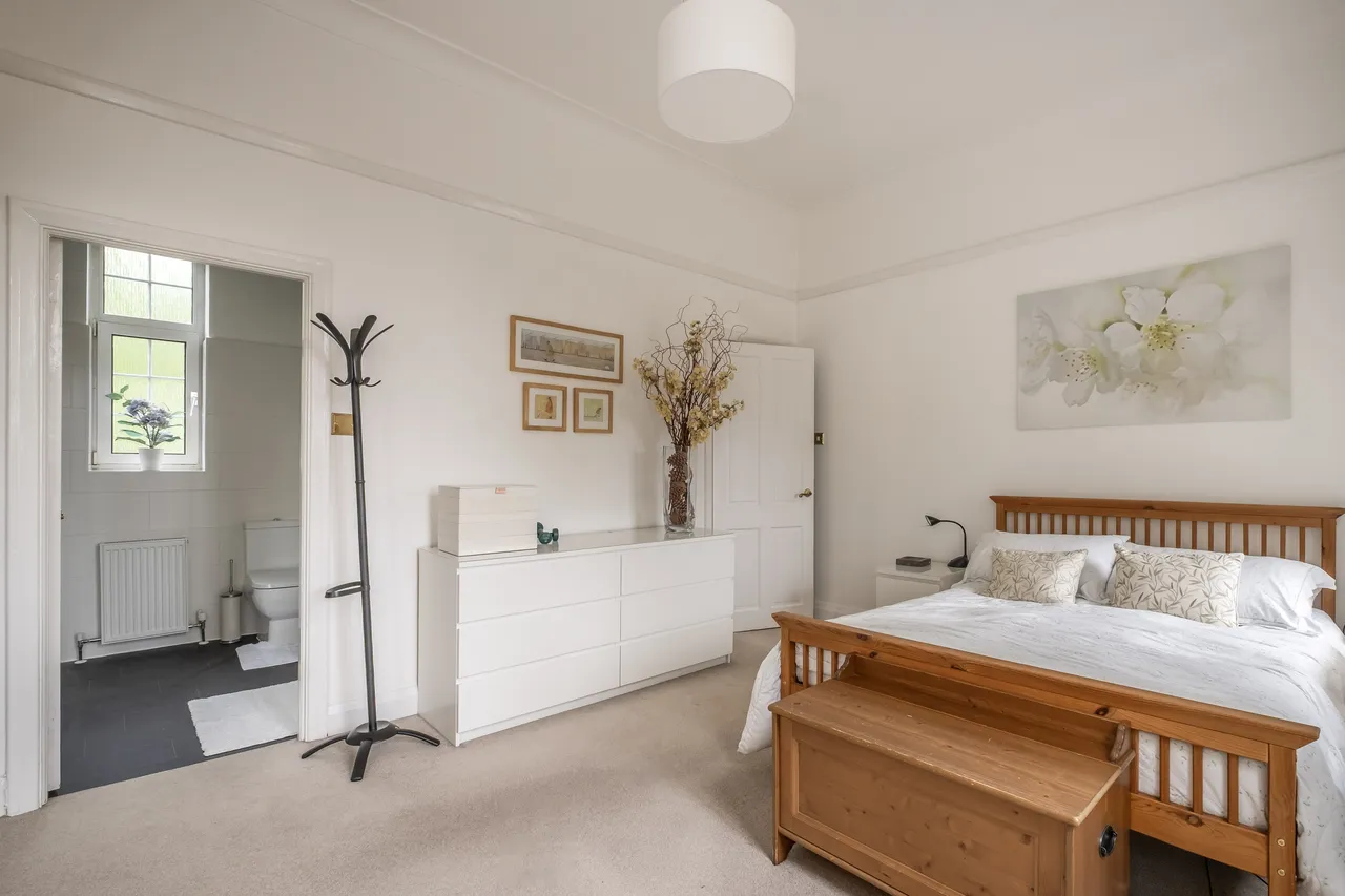 Putney Hill, London, SW15, photo 12