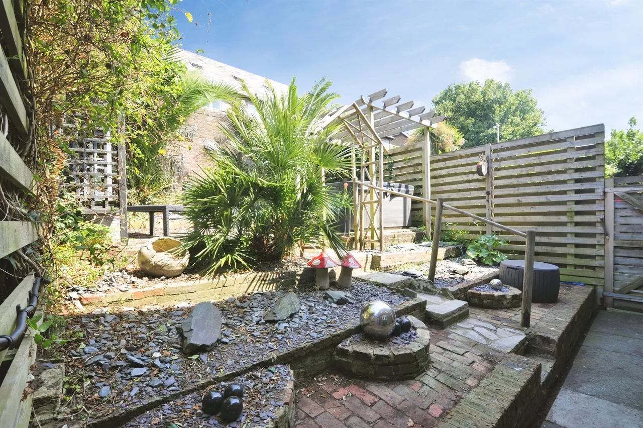 Abergavenny Road, Lewes, BN7, photo 21