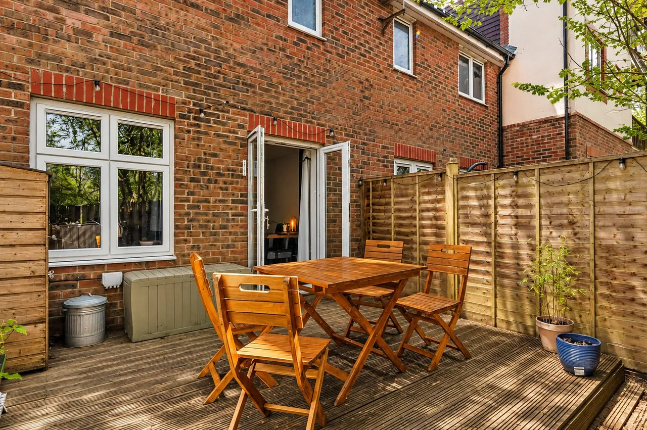 School Meadow, Guildford, GU2, photo 14