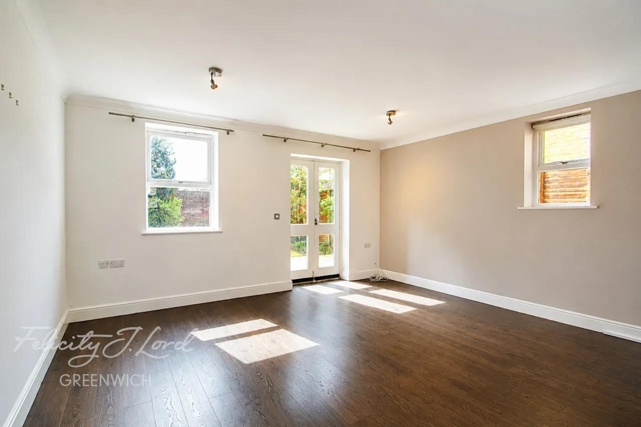 Enderby Street, SE10, photo 6