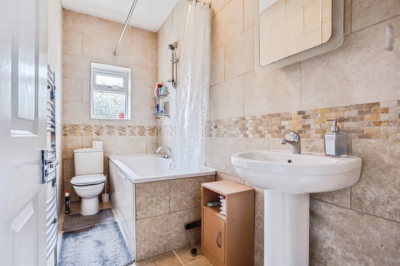 Springstone Avenue, Ossett, photo 12