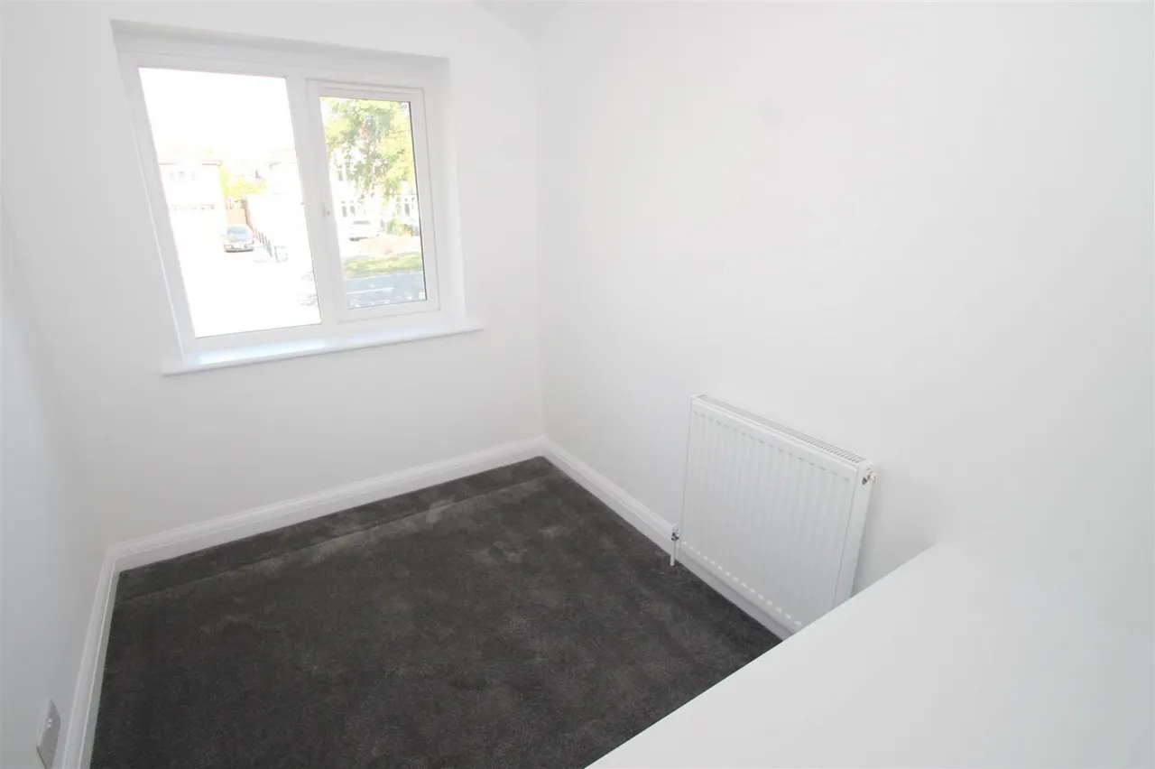 Manor Lane, Halesowen, photo 22