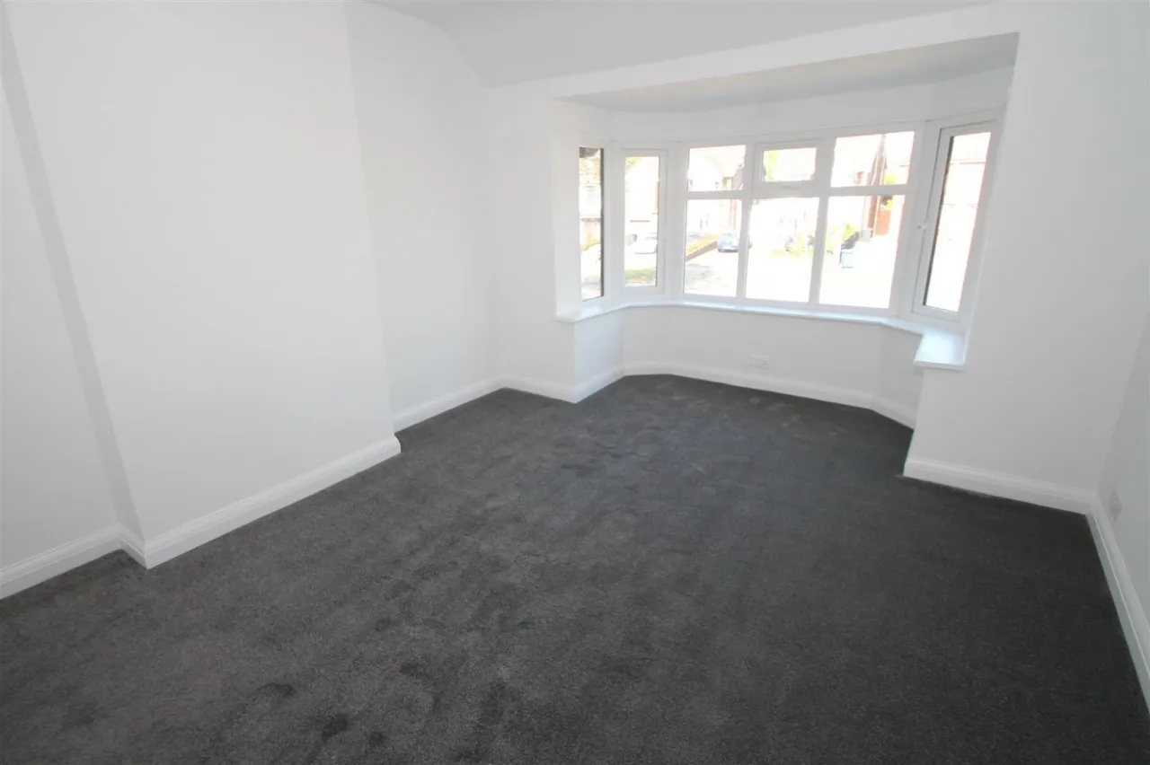 Manor Lane, Halesowen, photo 8