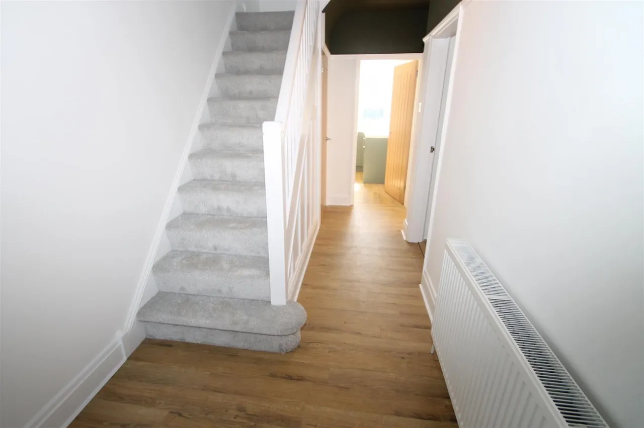 Manor Lane, Halesowen, photo 11