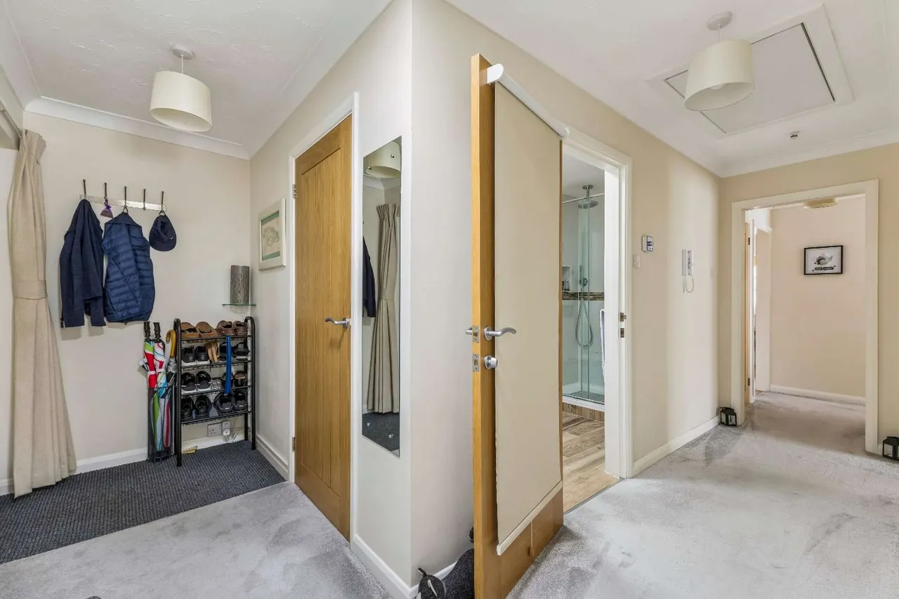 Chiltern Court, Tudor Park, HP6, photo 6