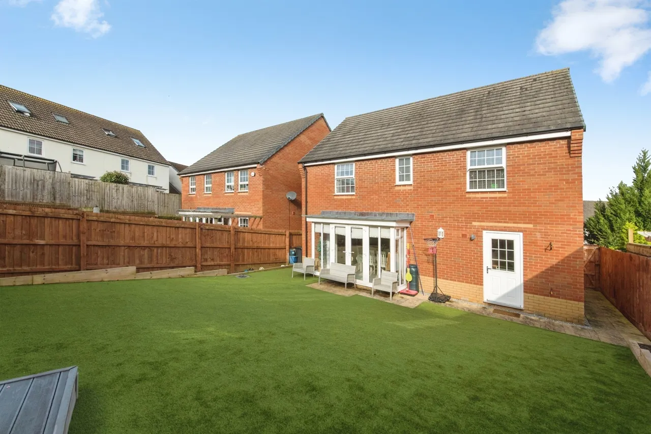 Trott Close, Cullompton, EX15, photo 18