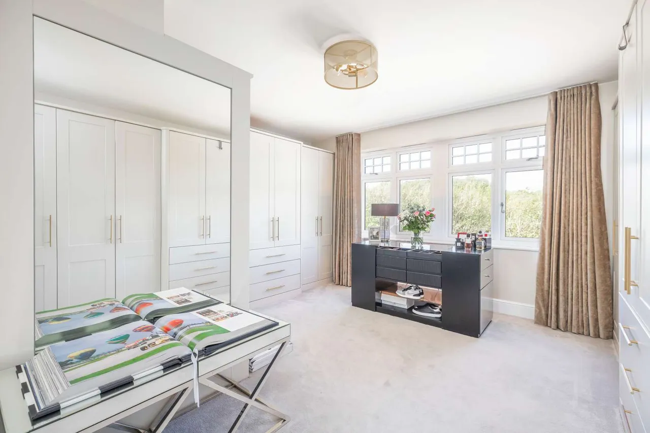 Broadmoor Road, Corfe Mullen, Wimborne, Dorset, BH21 3RA, photo 12