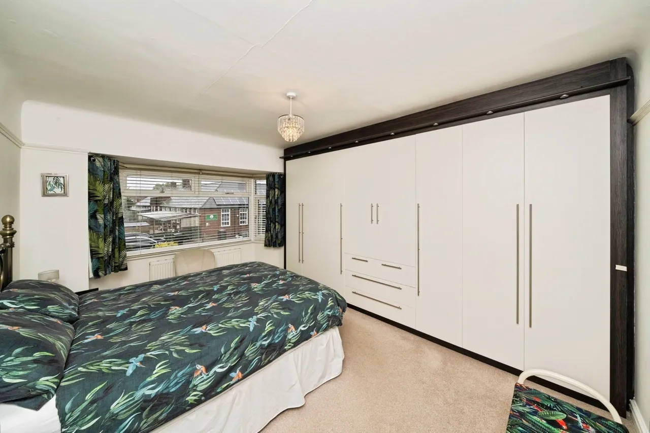 Clydesdale, Whitby, CH65, photo 9