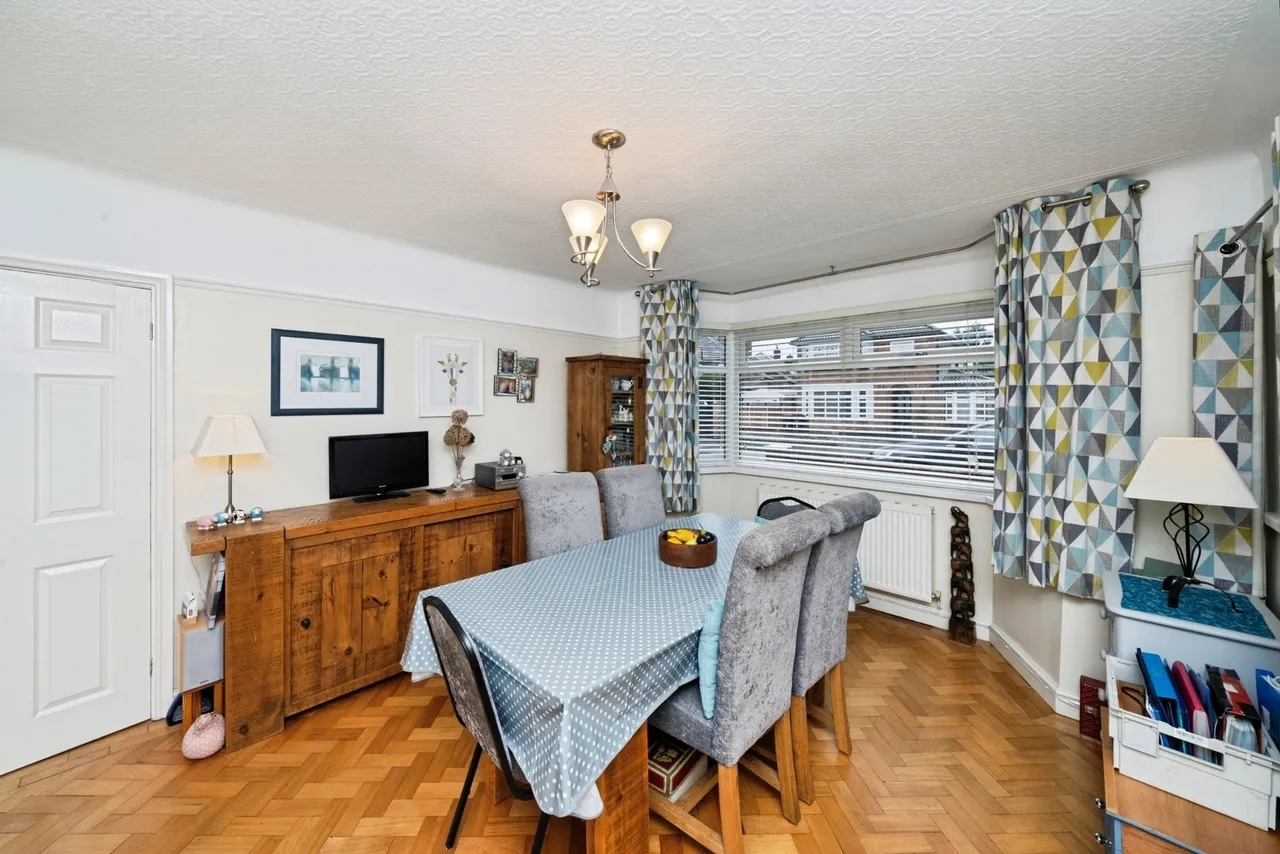 Clydesdale, Whitby, CH65, photo 6